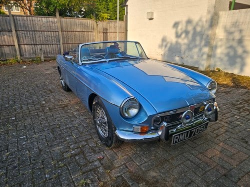 1973 MG B Roadster MGB à vendre (picture 2 of 195)