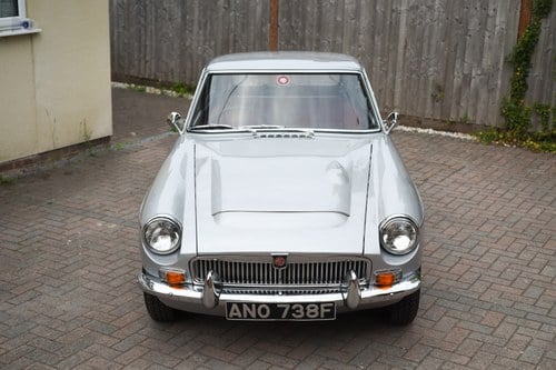 1968 MG MGC GT Te koop (foto 4 van 170)
