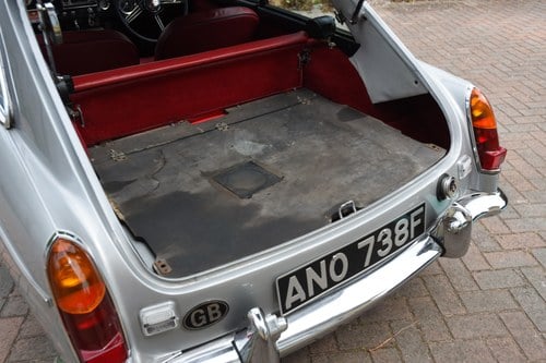 1968 MG MGC GT Te koop (foto 73 van 170)
