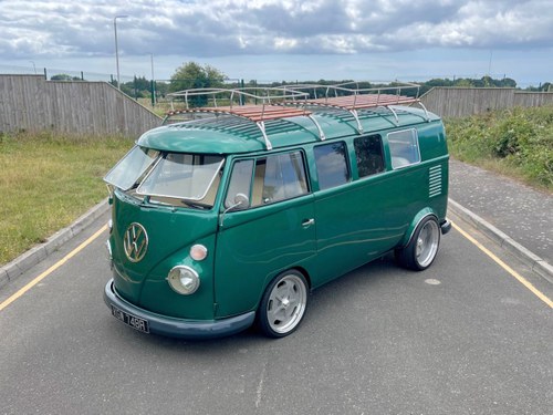 1963 VOLKSWAGEN TYPE 2 CAMPERVAN T1 Split Screen Kombi // LH For Sale