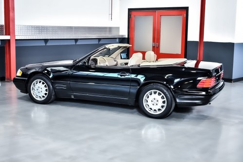 1998 Mercedes-Benz R129 SL500 Convertible 5,0L V8 (68k miles) In vendita (immagine 23 di 137)