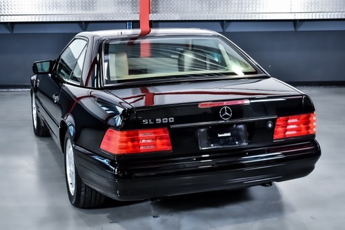1998 Mercedes-Benz R129 SL500 Convertible 5,0L V8 (68k miles) In vendita (immagine 37 di 137)
