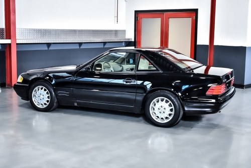 1998 Mercedes-Benz R129 SL500 Convertible 5,0L V8 (68k miles) In vendita (immagine 39 di 137)