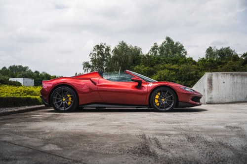 2024 Ferrari 296 GTS Kaufen Bei