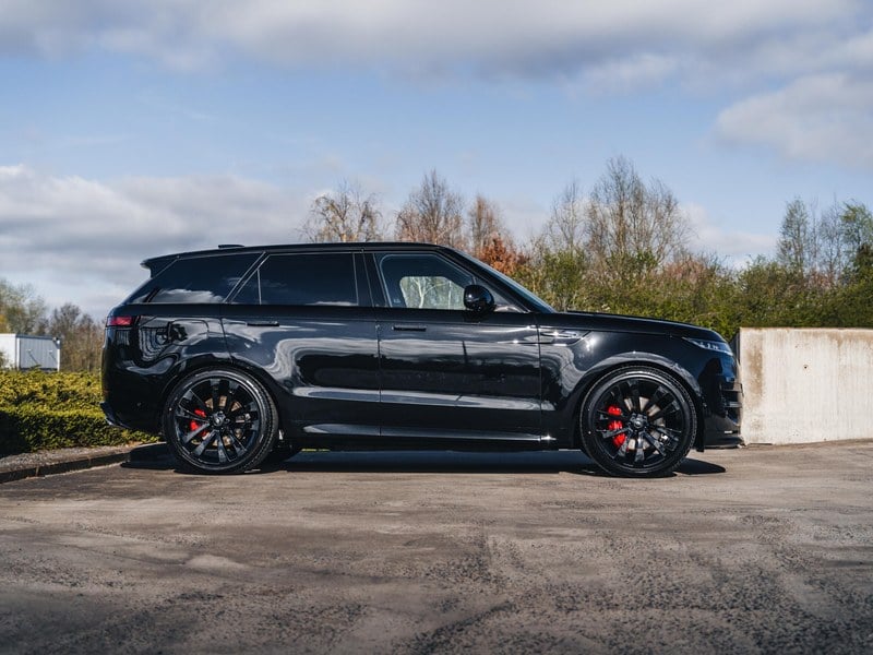 2025 Land Rover Range Rover Sport P460e HSE Dynamic