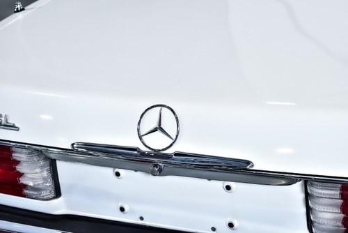 1984 Mercedes-Benz R107 380SL Convertible 3,8L V8 En venta (imagen 84 de 135)