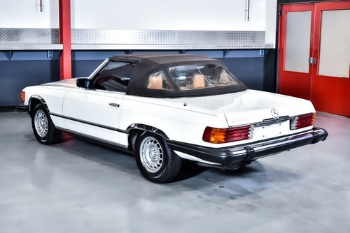 1984 Mercedes-Benz R107 380SL Convertible 3,8L V8 En venta (imagen 24 de 135)