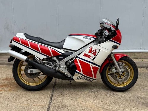 1984 YAMAHA RZV500R Zu verkaufen durch Auktion