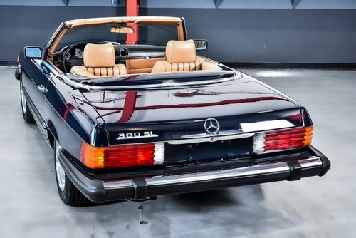 1983 Mercedes-Benz R107 380SL Convertible 3,8L V8 zum Verkauf (Bild 20 von 116)