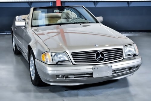 1998 Mercedes-Benz SL500 Convertible 5,0L V8 zum Verkauf (Bild 6 von 146)