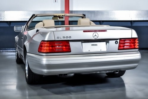1998 Mercedes-Benz SL500 Convertible 5,0L V8 zum Verkauf (Bild 21 von 146)