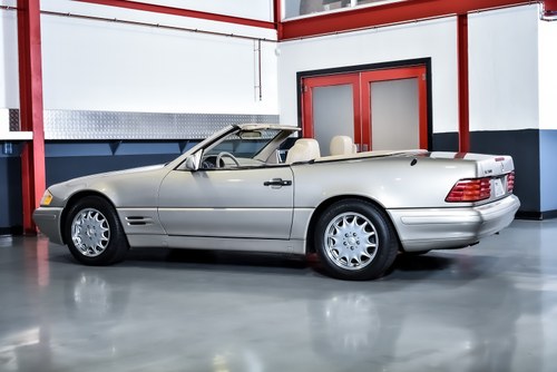 1998 Mercedes-Benz SL500 Convertible 5,0L V8 zum Verkauf (Bild 25 von 146)