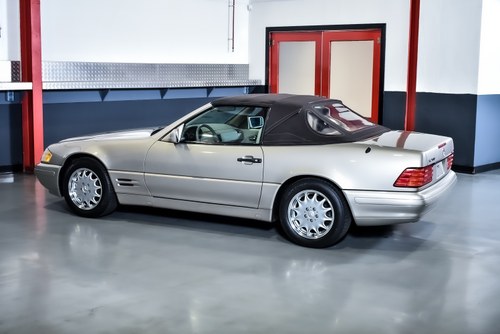 1998 Mercedes-Benz SL500 Convertible 5,0L V8 zum Verkauf (Bild 33 von 146)