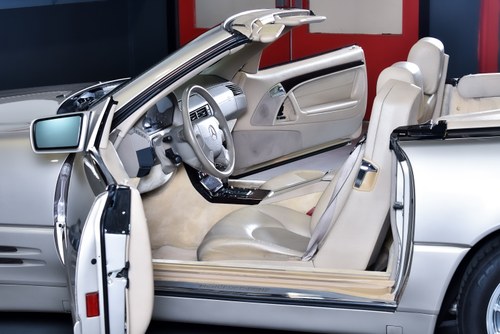 1998 Mercedes-Benz SL500 Convertible 5,0L V8 zum Verkauf (Bild 39 von 146)