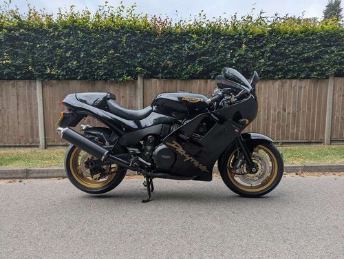 1999 TRIUMPH DATONA 1200 SE Zu verkaufen durch Auktion