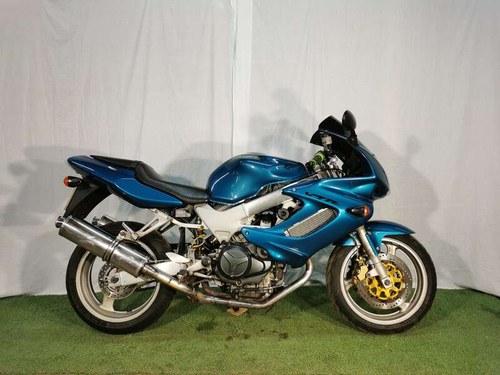 2000 HONDA VTR1000F For Sale by Auction