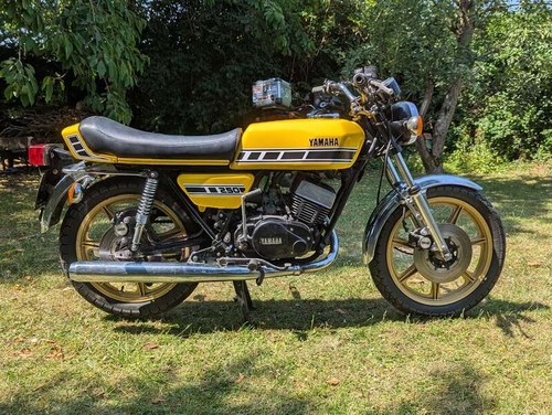 1980 YAMAHA RD250 Vente aux enchères