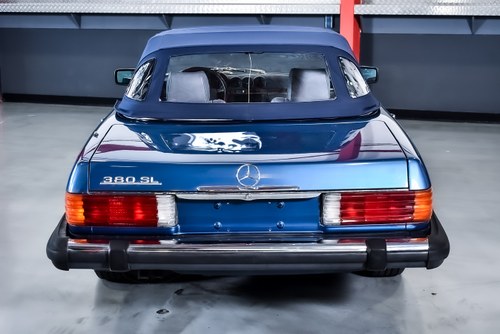 1984 Mercedes-Benz R107 380SL Convertible 3,8L V8 à vendre (picture 29 of 133)