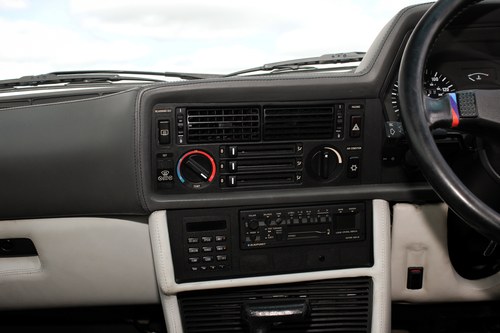 1989 BMW E24 635CSI Motorsport Edition à venda (imagem 27 de 131)