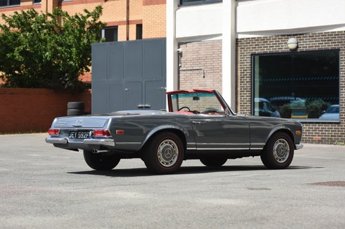 1968 Mercedes-Benz W113 280SL Automatic For Sale (picture 16 of 178)