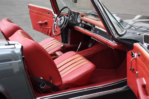 1968 Mercedes-Benz W113 280SL Automatic For Sale (picture 27 of 178)