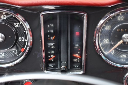 1968 Mercedes-Benz W113 280SL Automatic For Sale (picture 44 of 178)