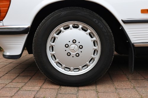 1989 Mercedes-Benz 300SL (R107) In vendita (immagine 21 di 295)