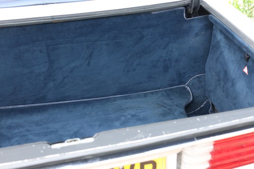 1989 Mercedes-Benz 300SL (R107) In vendita (immagine 97 di 295)