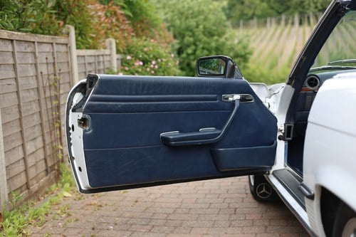 1989 Mercedes-Benz 300SL (R107) In vendita (immagine 23 di 295)