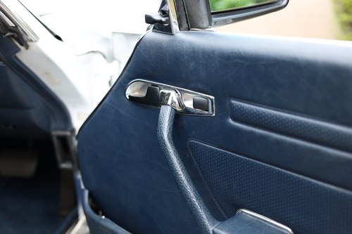 1989 Mercedes-Benz 300SL (R107) In vendita (immagine 51 di 295)