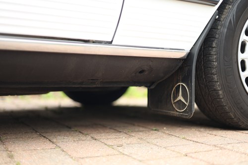 1989 Mercedes-Benz 300SL (R107) In vendita (immagine 161 di 295)