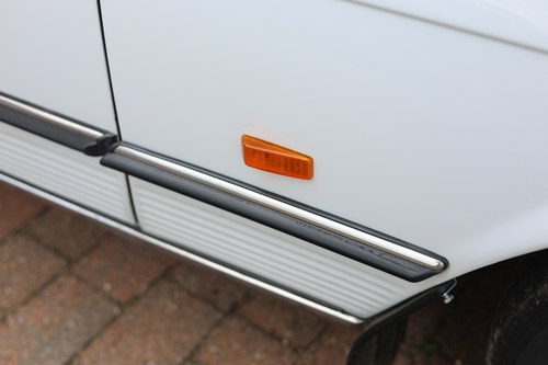 1989 Mercedes-Benz 300SL (R107) In vendita (immagine 169 di 295)