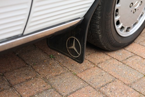 1989 Mercedes-Benz 300SL (R107) In vendita (immagine 178 di 295)