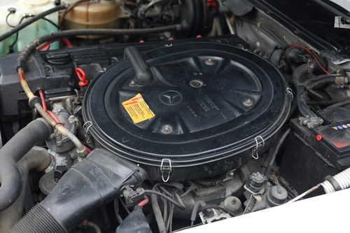 1989 Mercedes-Benz 300SL (R107) In vendita (immagine 223 di 295)