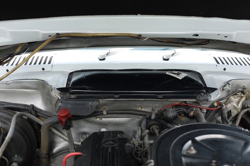 1989 Mercedes-Benz 300SL (R107) In vendita (immagine 237 di 295)