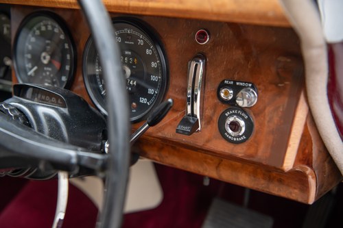 1966 Daimler 2½ Litre V8 For Sale (picture 25 of 175)