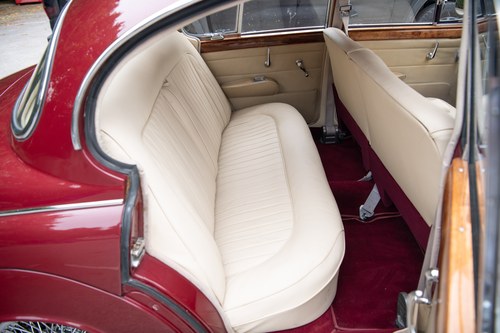 1966 Daimler 2½ Litre V8 For Sale (picture 40 of 175)