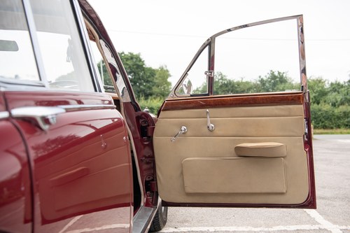 1966 Daimler 2½ Litre V8 For Sale (picture 43 of 175)