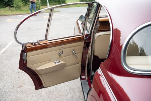 1966 Daimler 2½ Litre V8 For Sale (picture 52 of 175)