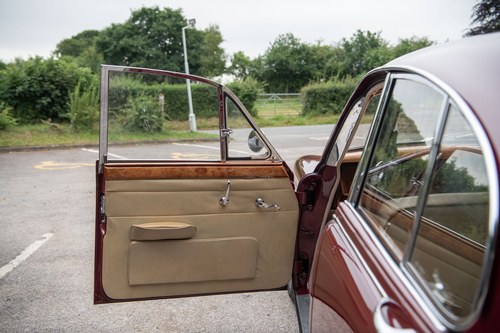 1966 Daimler 2½ Litre V8 For Sale (picture 54 of 175)