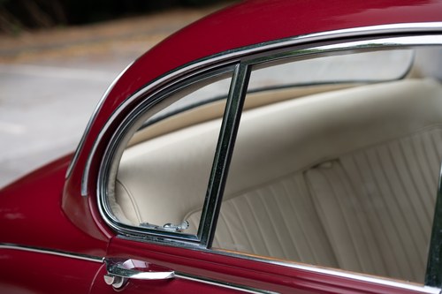 1966 Daimler 2½ Litre V8 For Sale (picture 91 of 175)