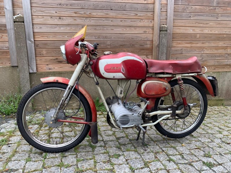 1965 VAP monneret S4V Rouge Manuel, 4 vitesses in Montaigu-Vende, France - A vendre | Car & Classic 1965 VAP monneret S4V Rouge Manuel, 4 vitesses in Montaigu-Vende, France - A vendre | Car & Classic
