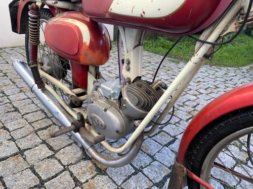 1965 VAP monneret S4V Red Manual, 4 speed in Montaigu-Vende, France - For Sale | Car & Classic 1965 VAP monneret S4V Red Manual, 4 speed in Montaigu-Vende, France - For Sale | Car & Classic