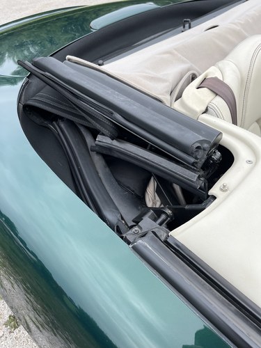 2006 Jaguar X100 XKR 4.2S Convertible For Sale (picture 21 of 31)