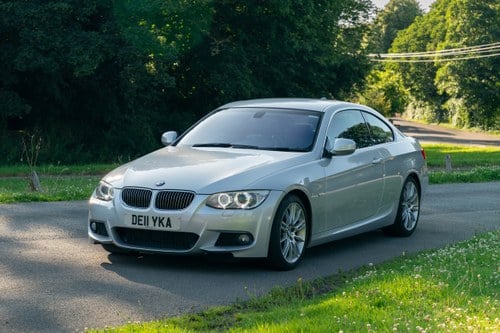 2011 BMW E92 325i M Sport à venda (imagem 12 de 119)