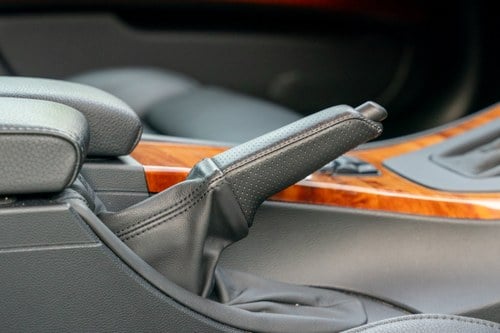 2011 BMW E92 325i M Sport à venda (imagem 52 de 119)