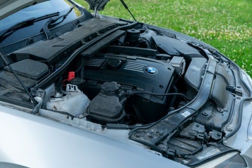 2011 BMW E92 325i M Sport à venda (imagem 91 de 119)