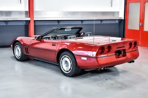 1987 Chevrolet Corvette C4 Convertible 350CI V8 Te koop (foto 17 van 75)