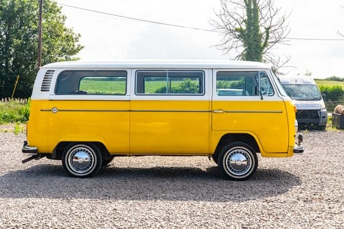 1977 Volkswagen Type 2 zum Verkauf (Bild 17 von 141)