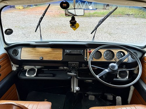 1977 Volkswagen Type 2 zum Verkauf (Bild 38 von 141)
